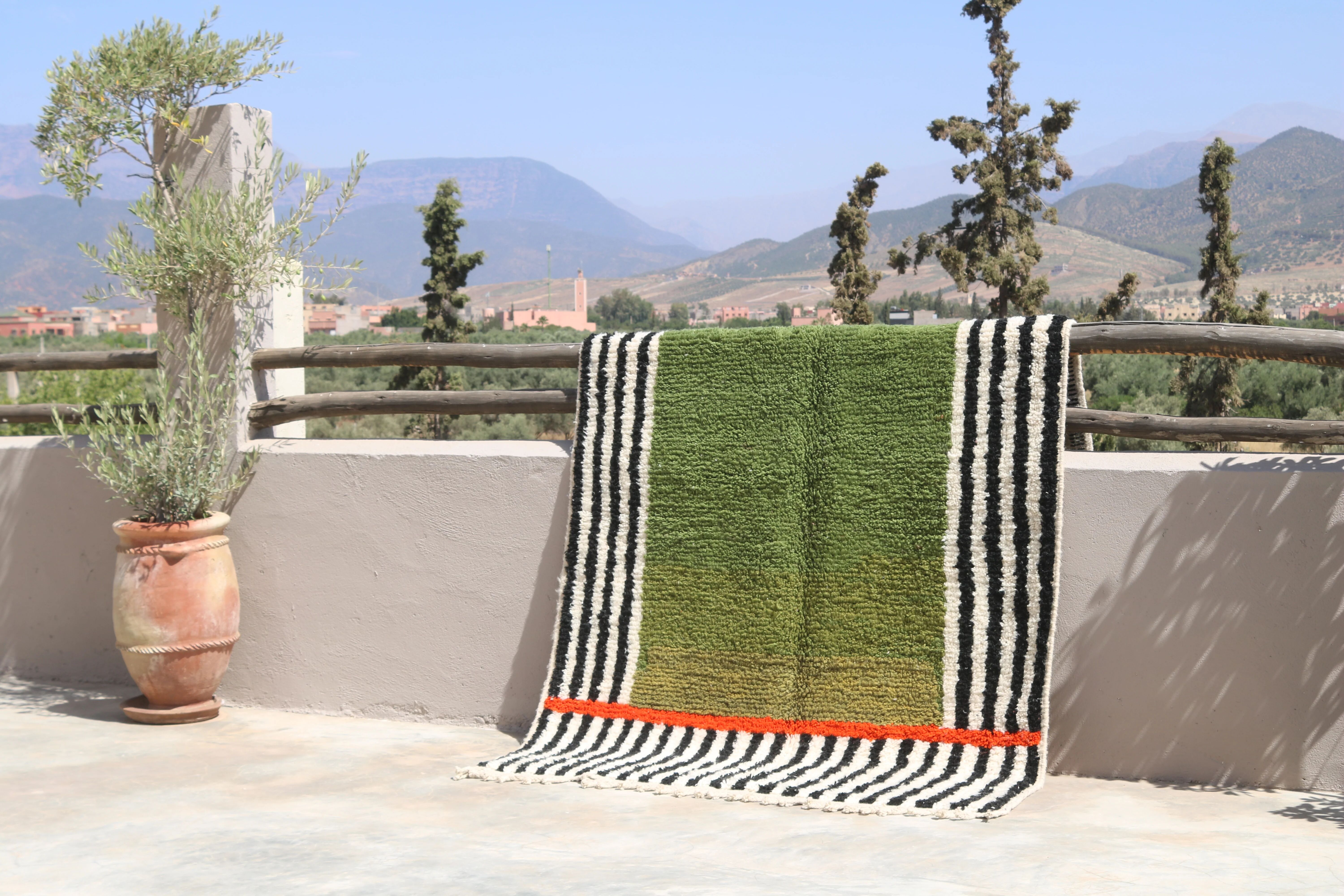 Tapis fait main coloré, 240 x 155 cm - AZ833