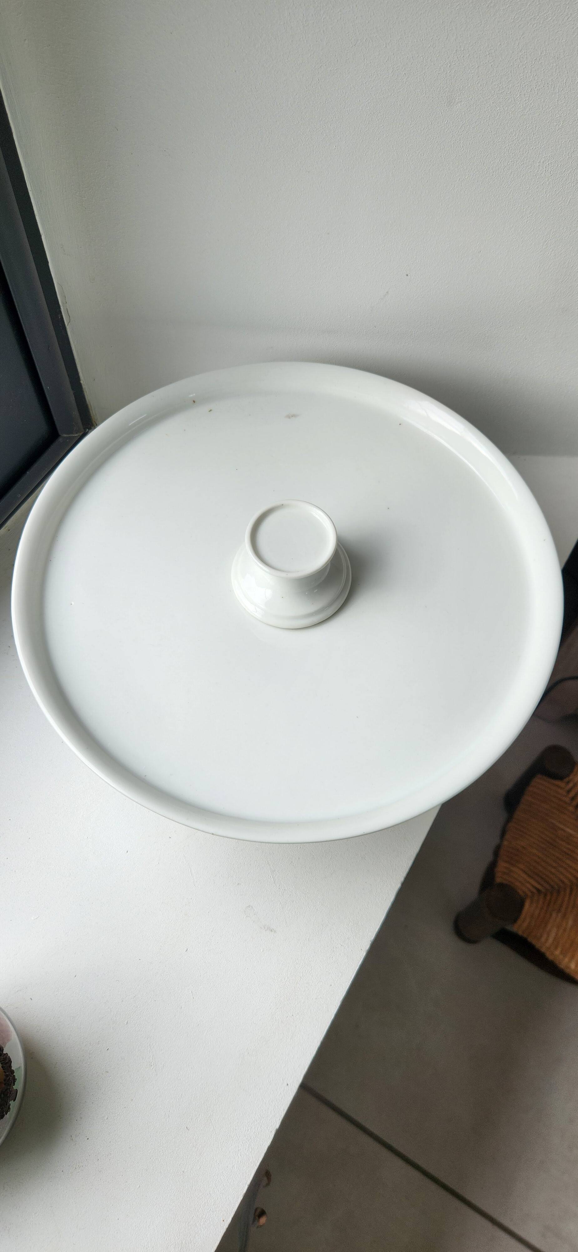 Ancien présentoir de pots à crème