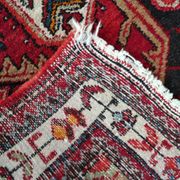 Antique 1920s Persian Hamadan rug 77cm x 121cm