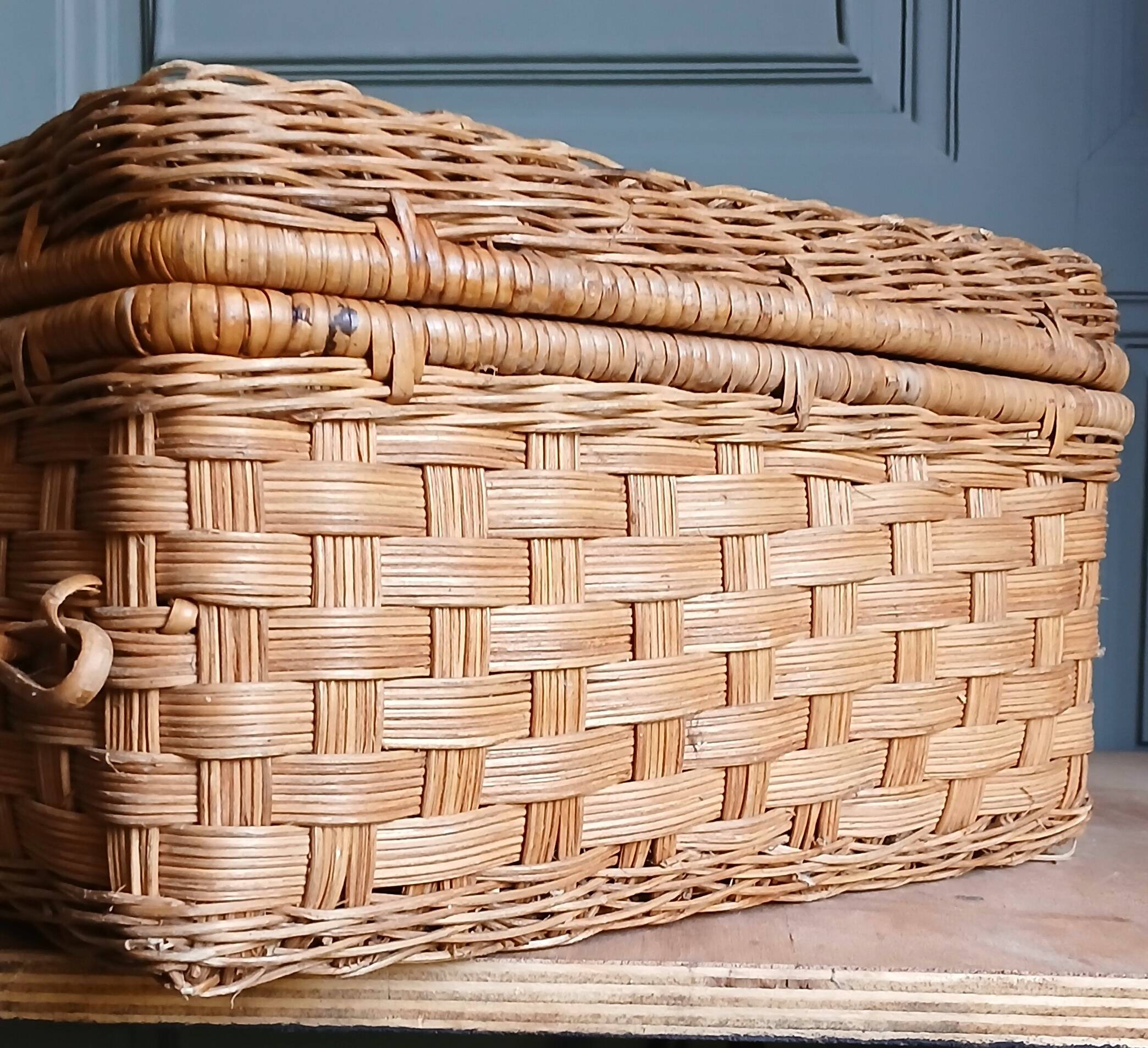 Valise en rotin, 1960