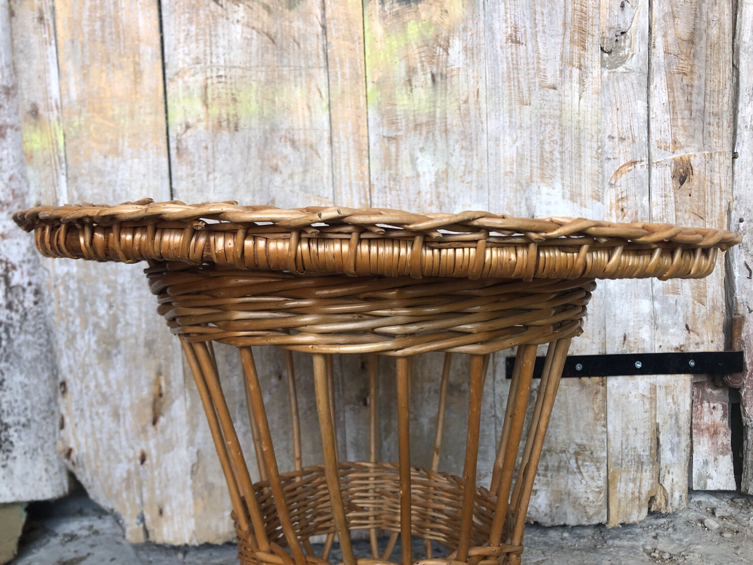 Diabolo coffee table in vintage woven wicker #a040