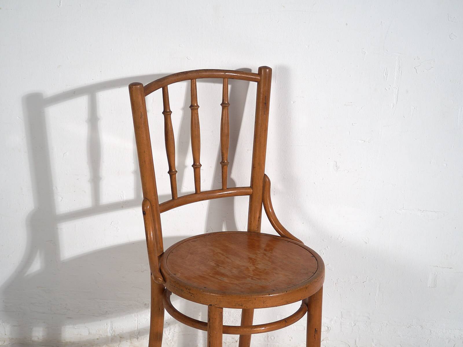 Antique Thonet bentwood chairs (circa 1920). Set of 4 pieces #14