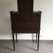Bonheur Du Jour De Style Louis XVI En Acajou