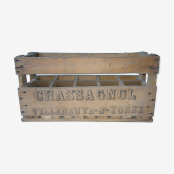 Old wooden crate for milk bottles