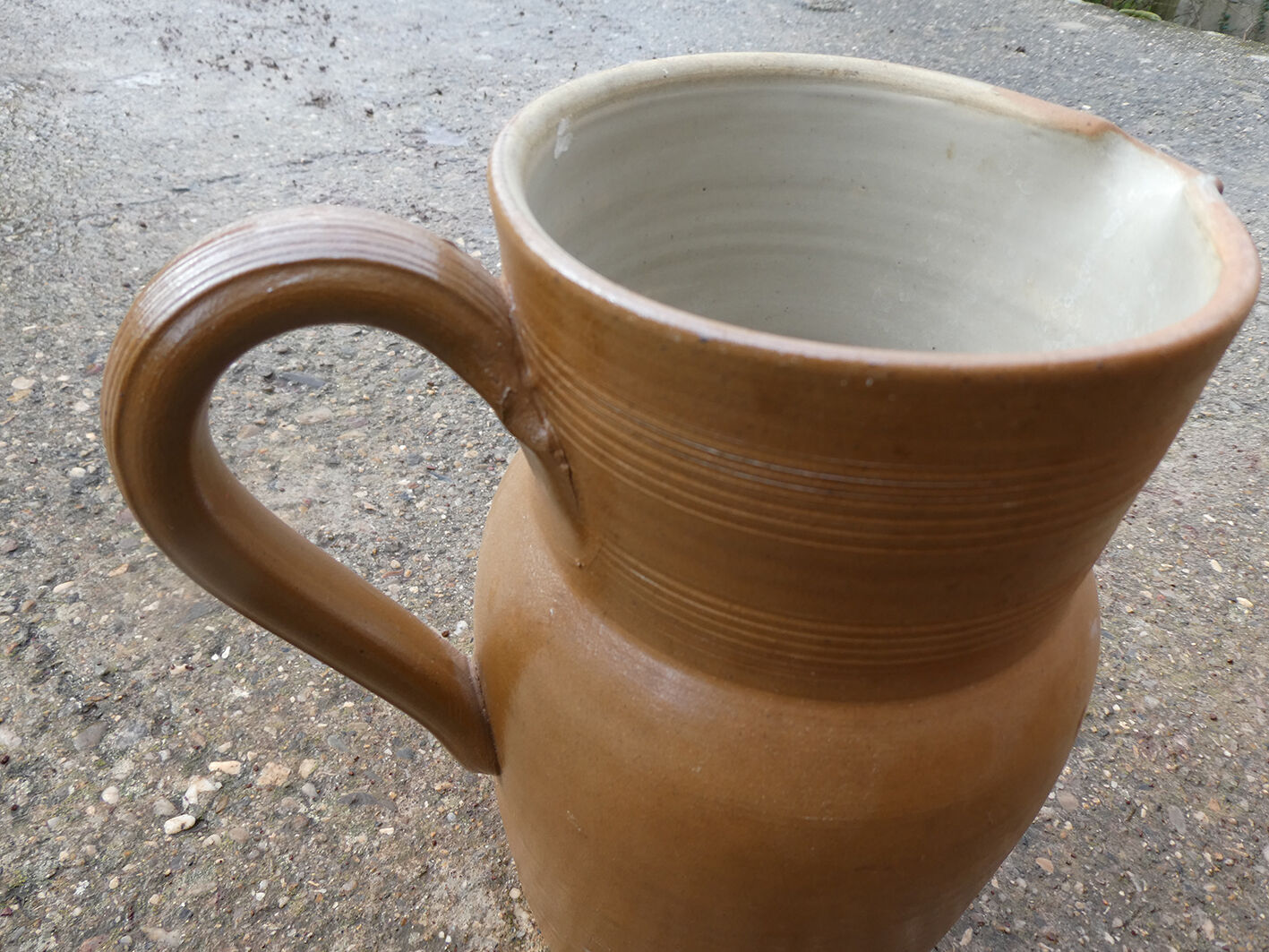 Vintage Berry sandstone pitcher