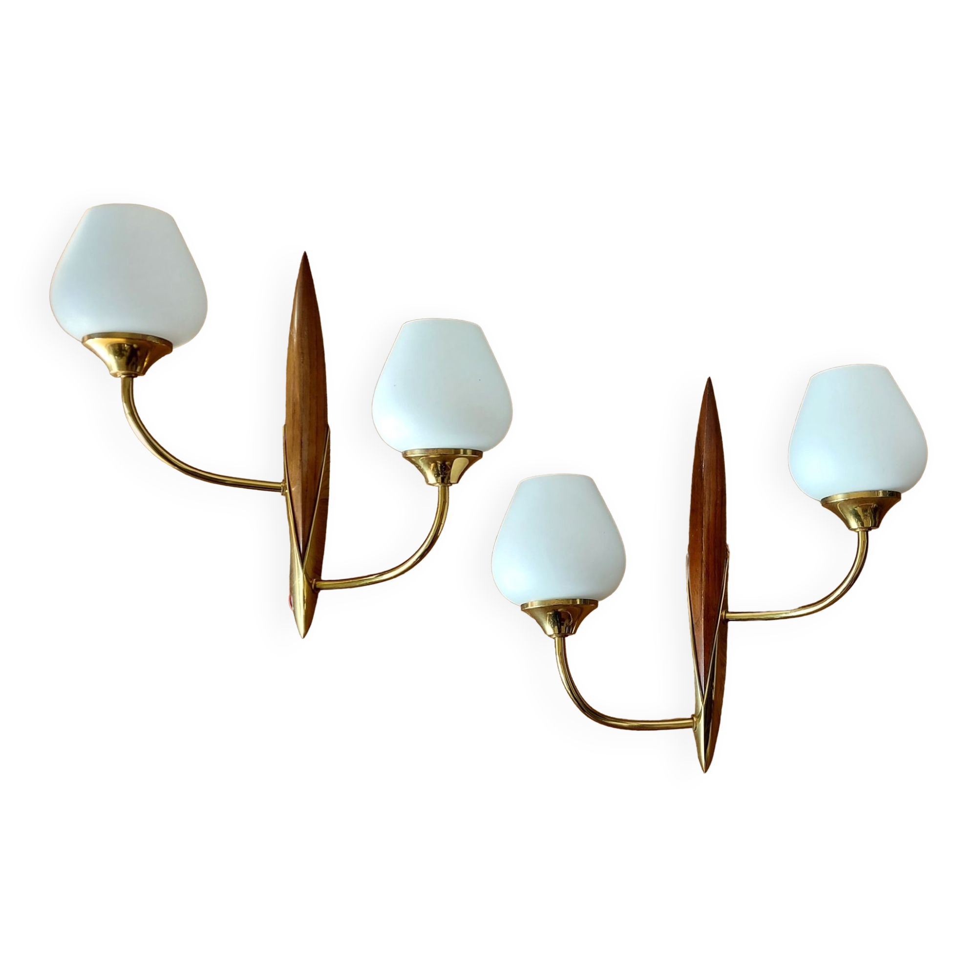 Pair of wood and gilded brass sconces 1950 boat hulls with 2 lights.
