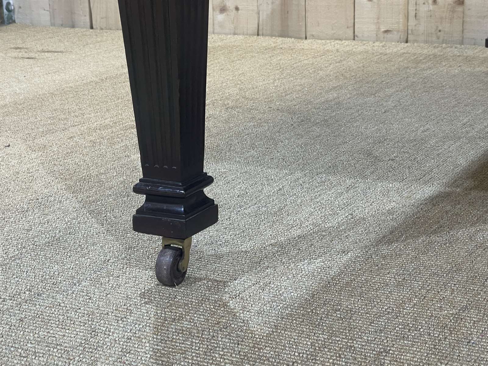 English mahogany table from the 1930s with an extension