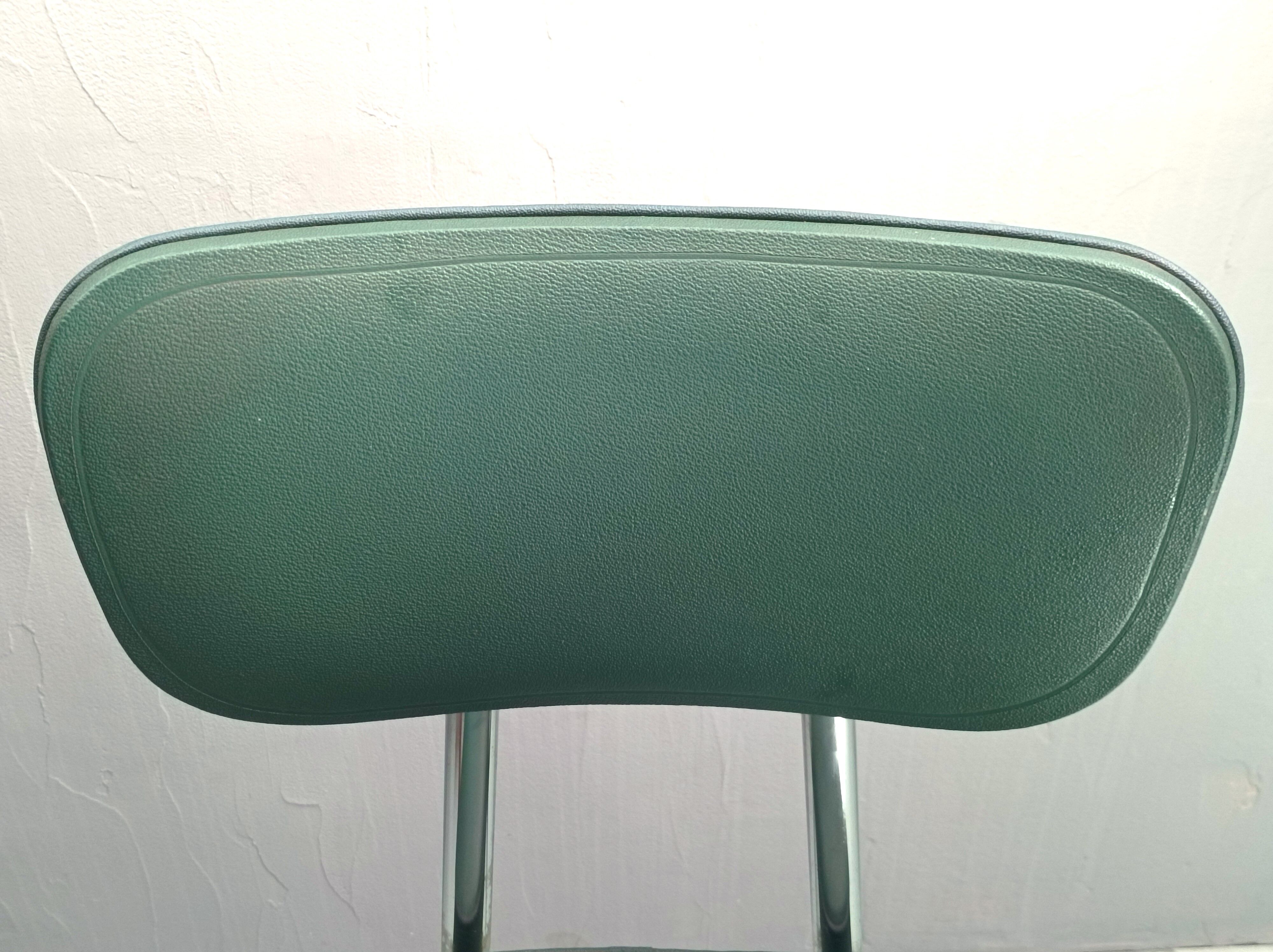 Industrial office chair Pullman style