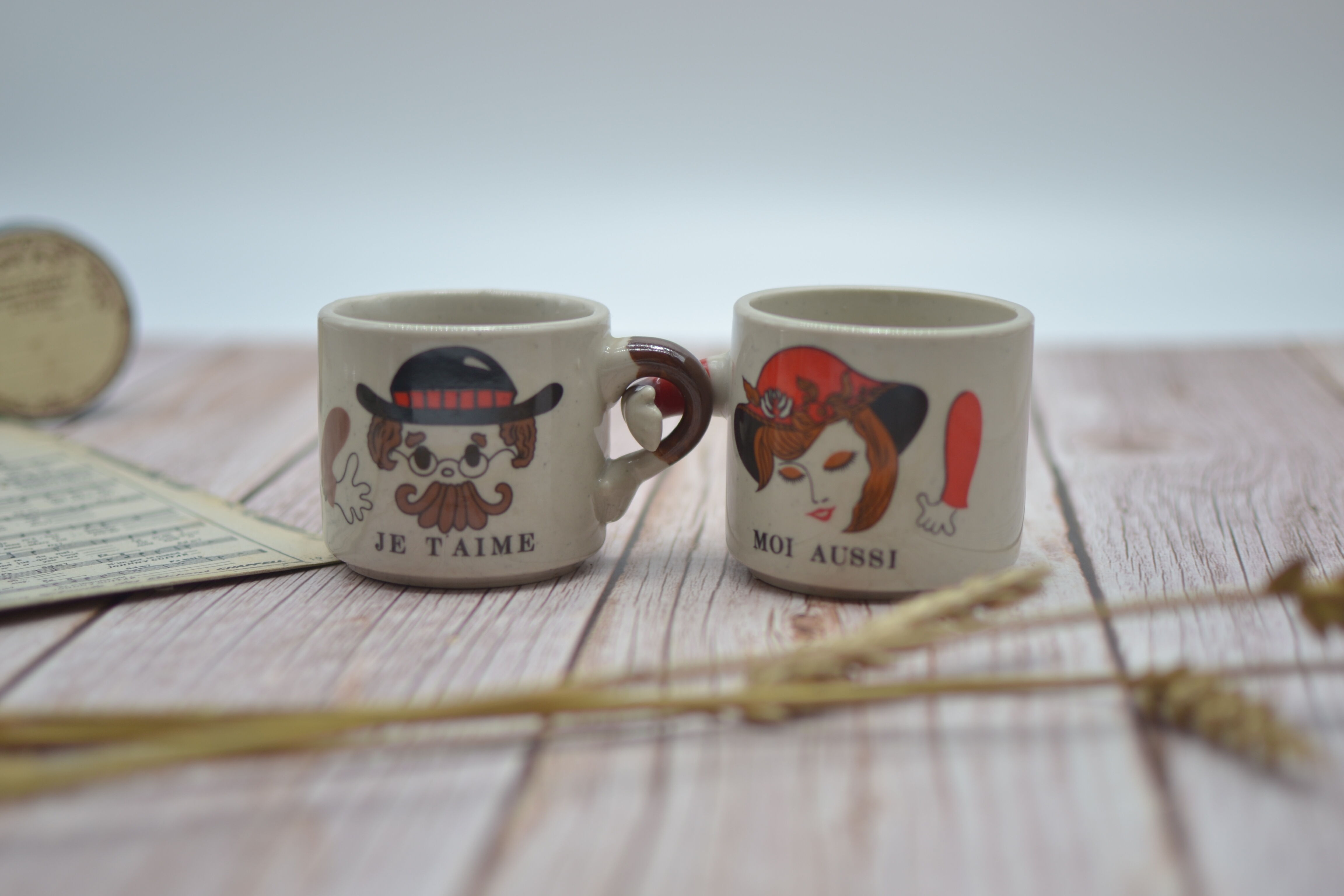 Duo of vintage cups I love you Me too