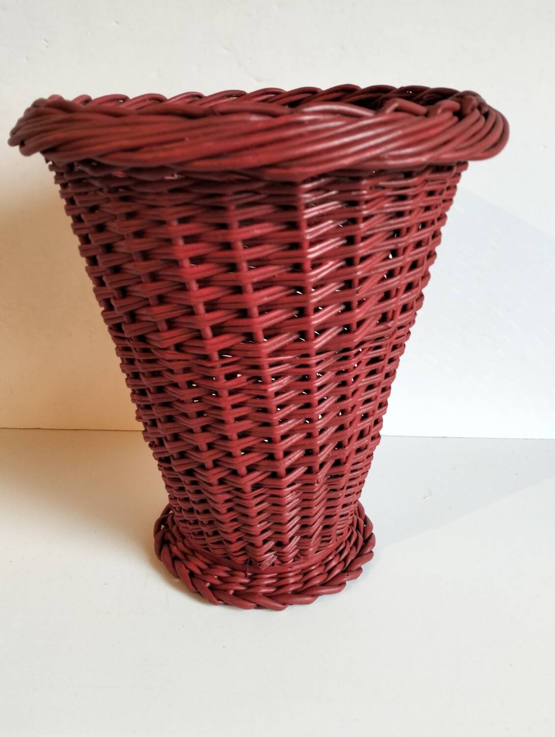 Rattan plant pot