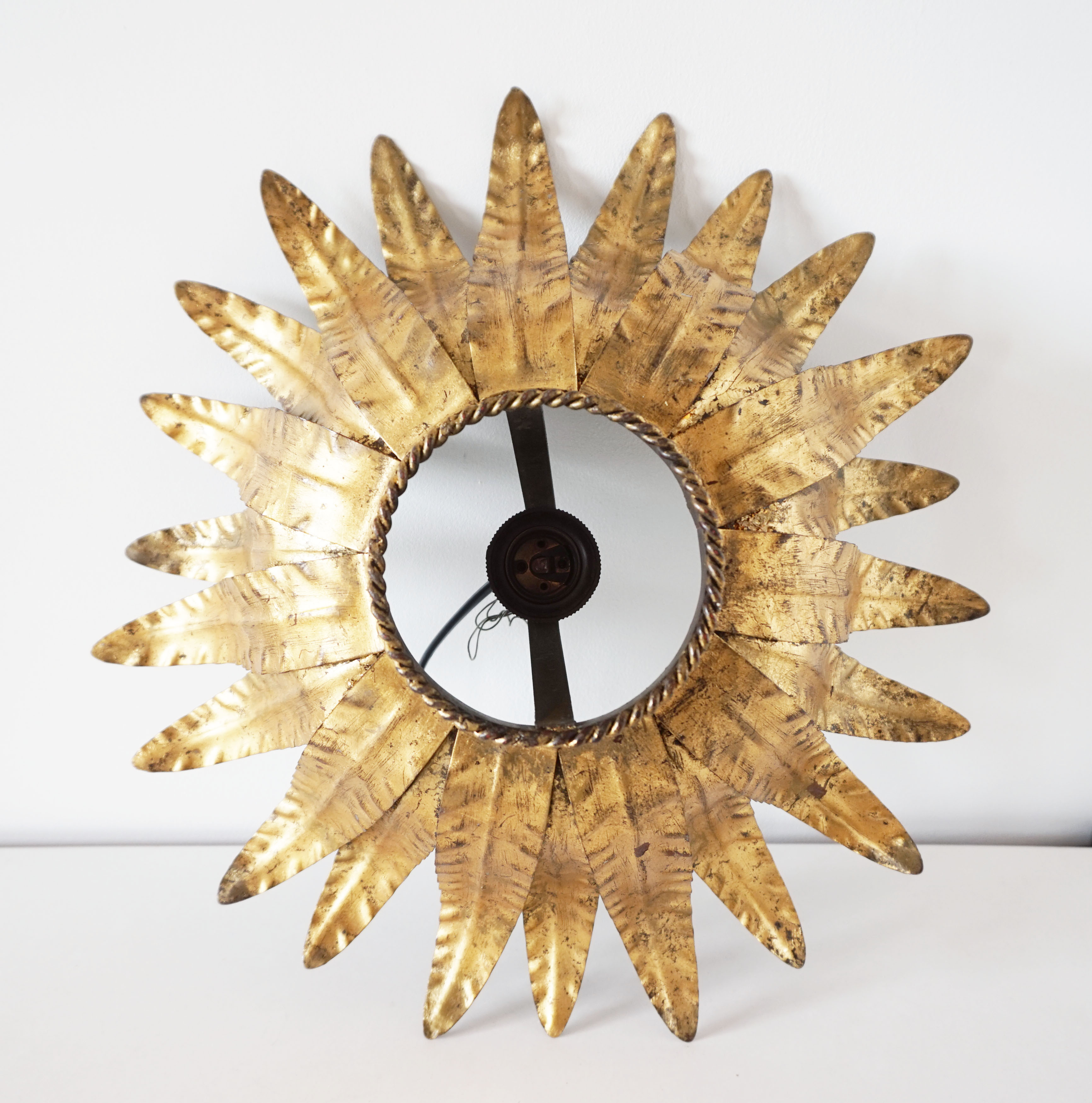 Wall lamp or ceiling lamp flower in gilded metal