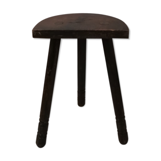 Half moon vacher tripod stool