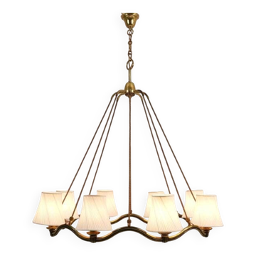 Grand lustre en laiton courbé de style moderniste viennois par Hugo Gorge, années 1940.