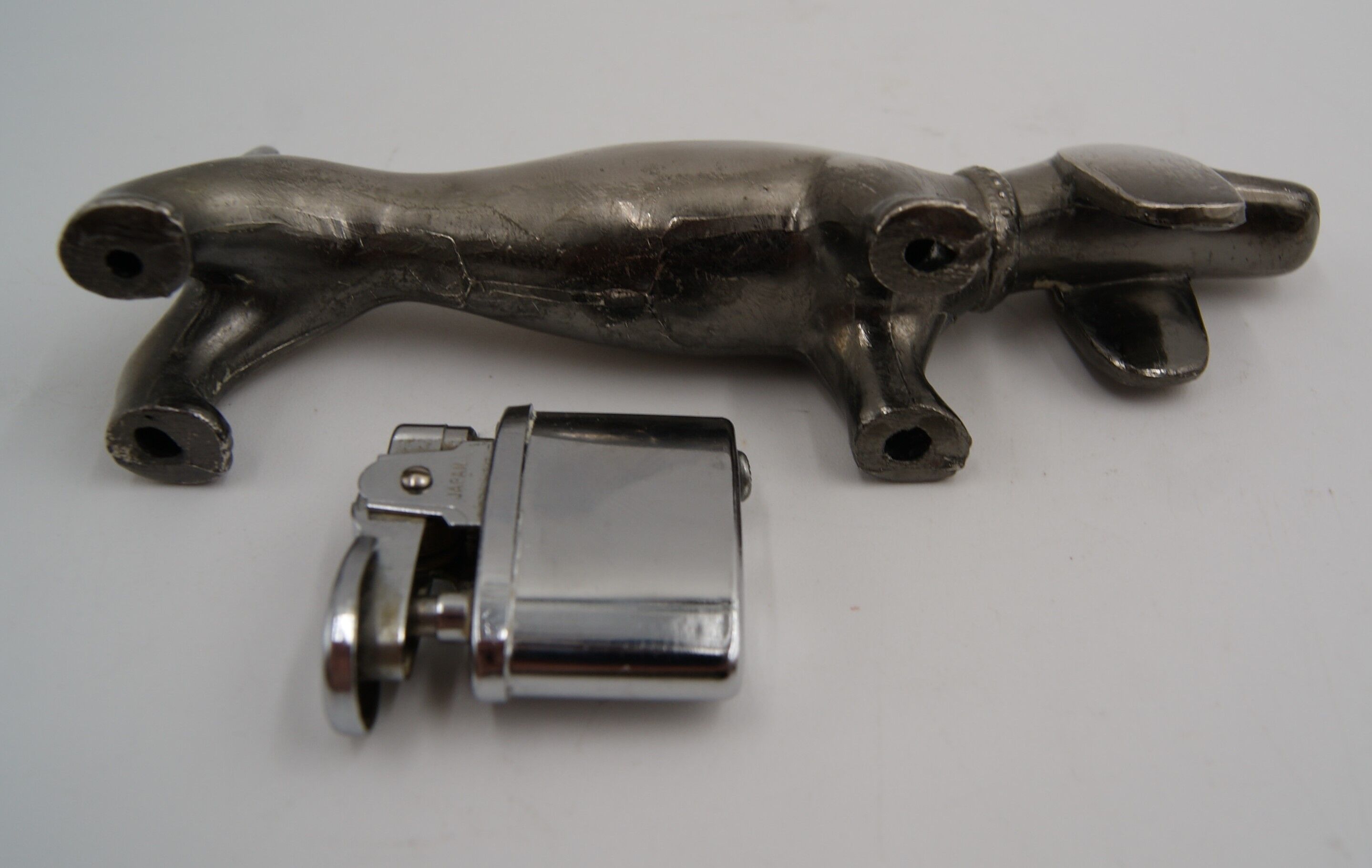 Briquet de table chien saucisse vintage