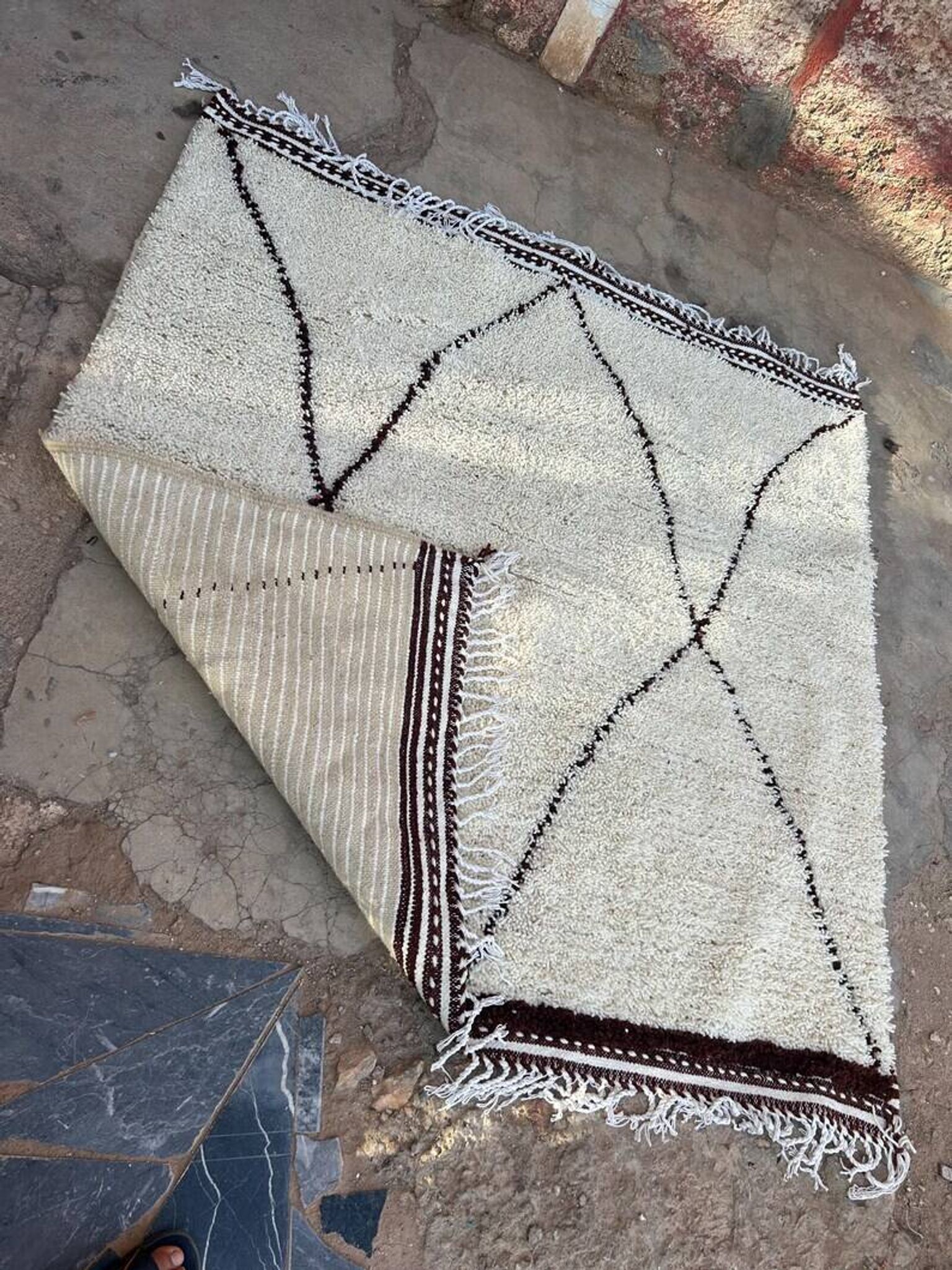 Tapis artisanal en laine