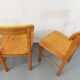 Suite d’une table ronde avec rallonge et 4 chaises vintage en pin des années 60 70
