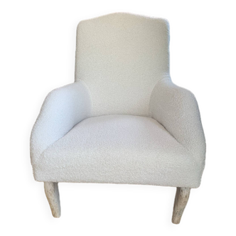 Fauteuil ancien restauré en tissu bouclette blanc