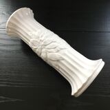 Earthenware column with floral decoration