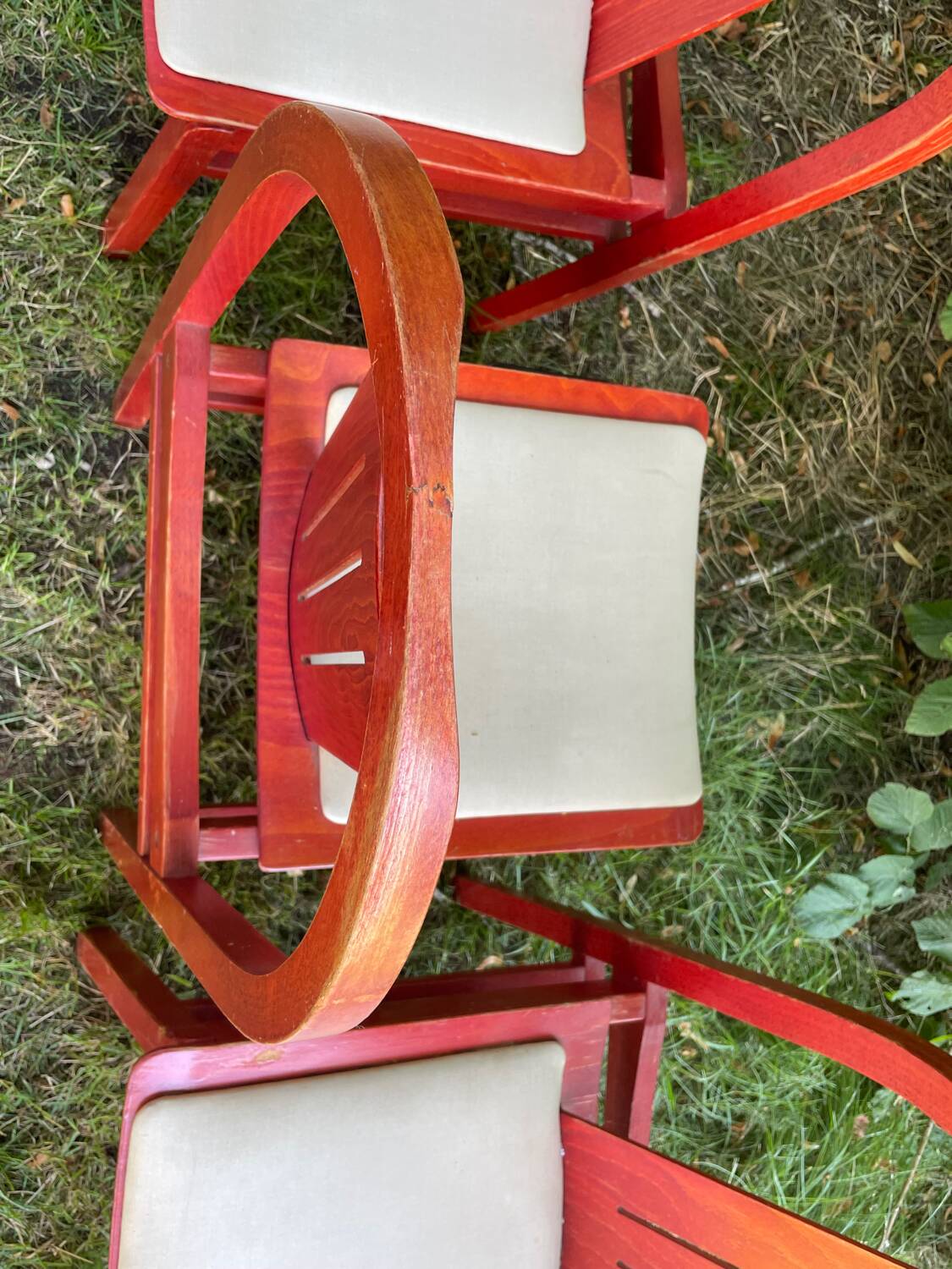 4 chaises bois rouge Baumann Argos
