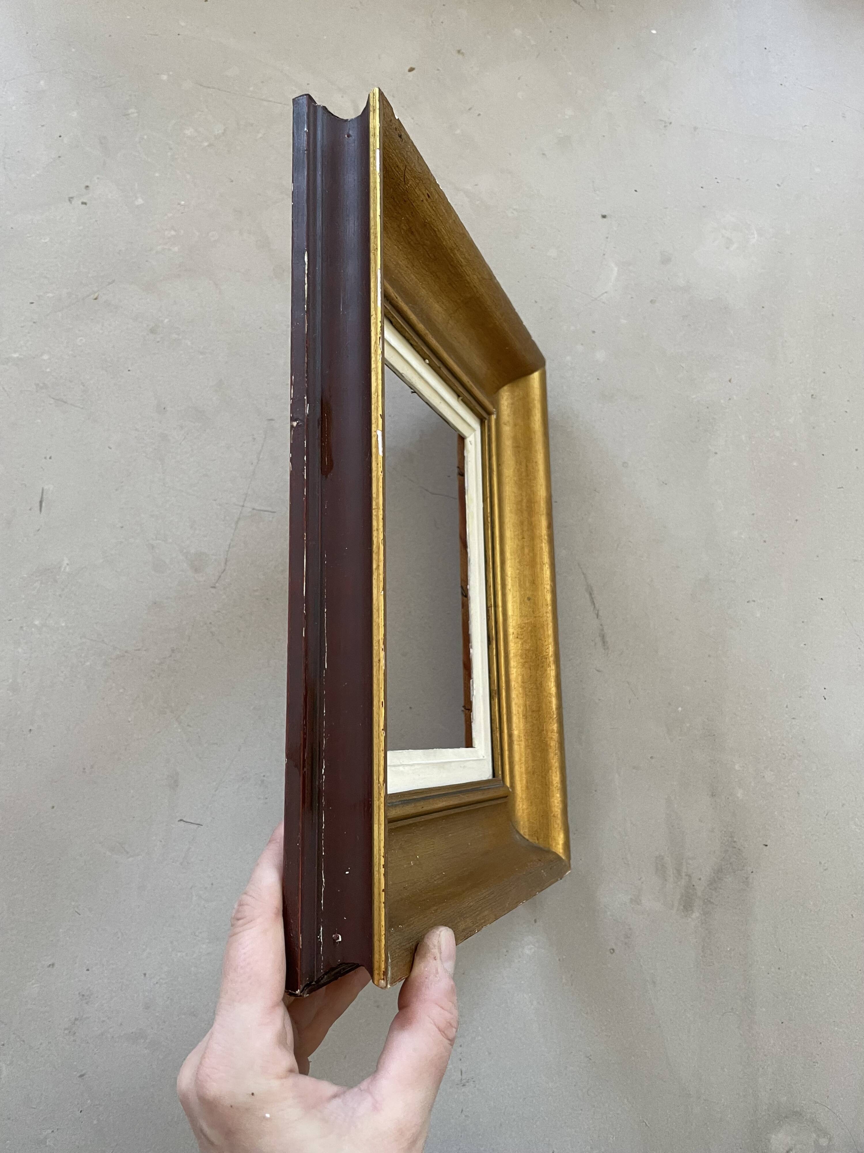 Old golden frame 32x27cm