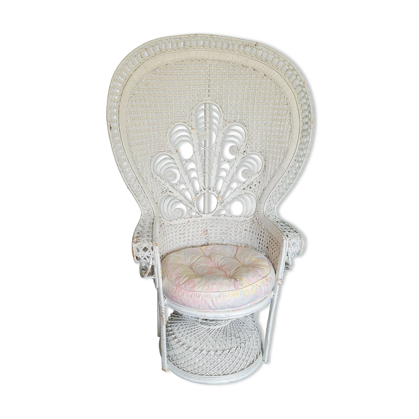Armchair Emmanuelle white with cushion