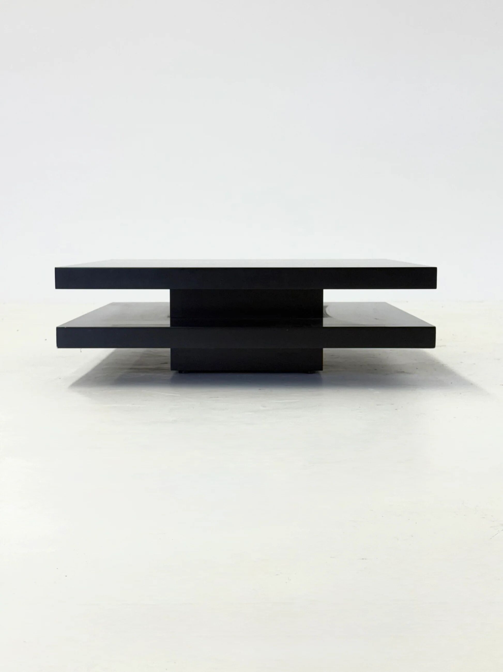 Set of four Hans von Klier armchairs with coffee table for Giuseppe Rossi di Albizzate