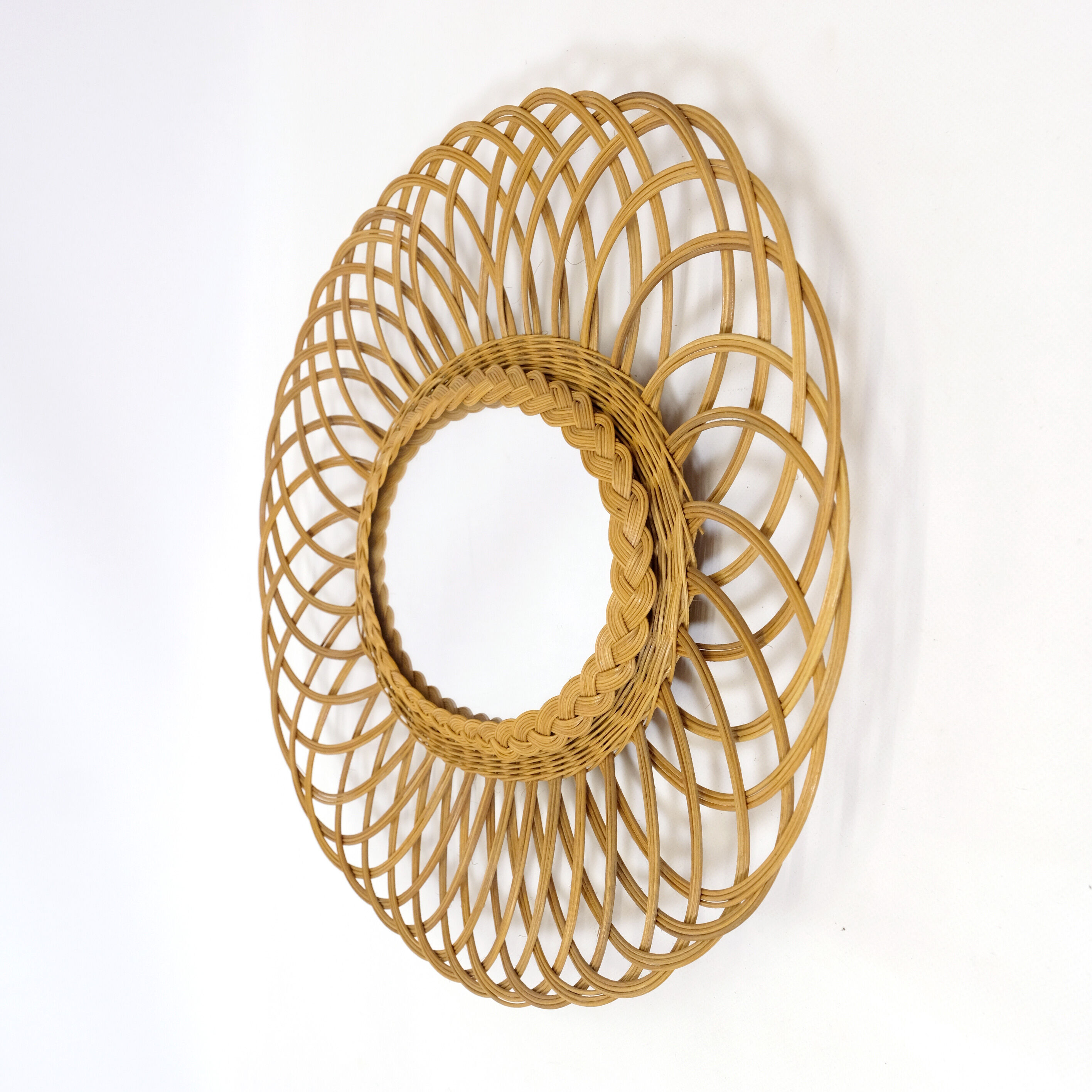 Oval wicker mirror, 60x50cm