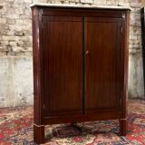 Mahogany neck style transition nineteenth century