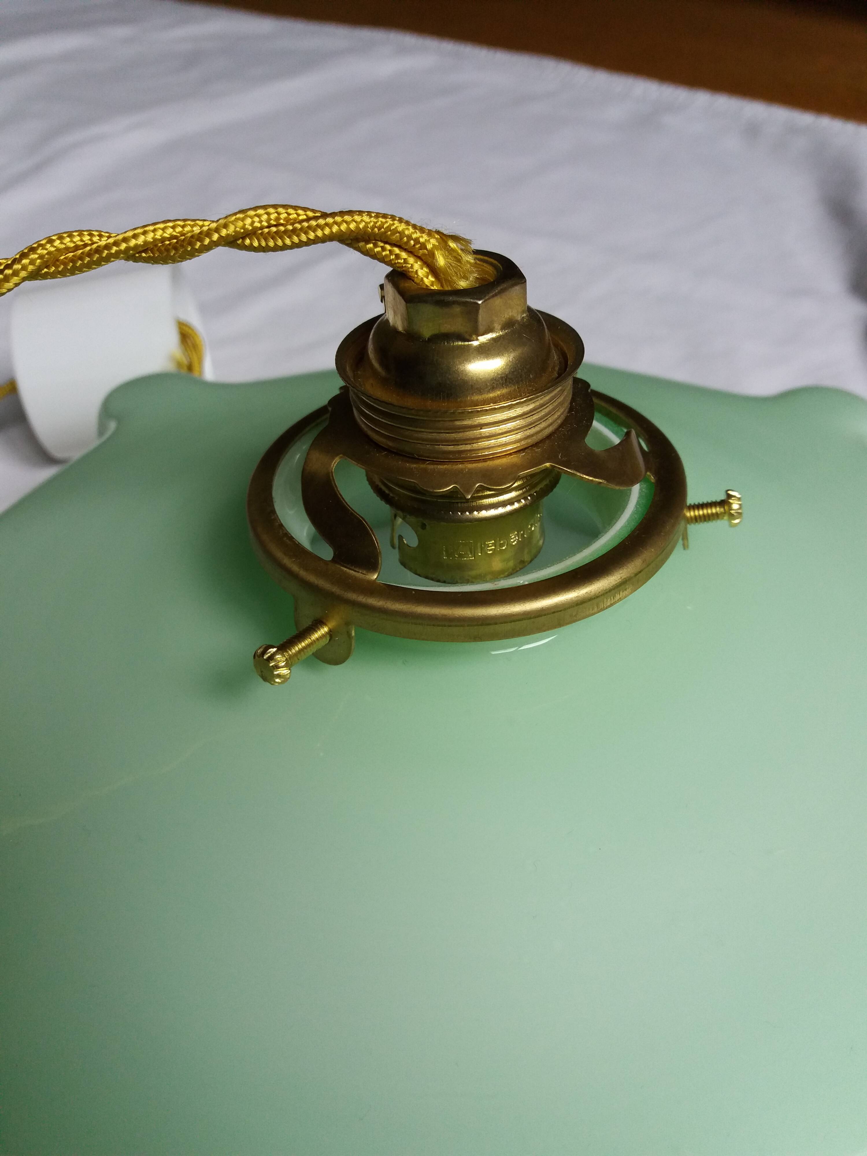 Suspensions abat jour opaline vert pastel