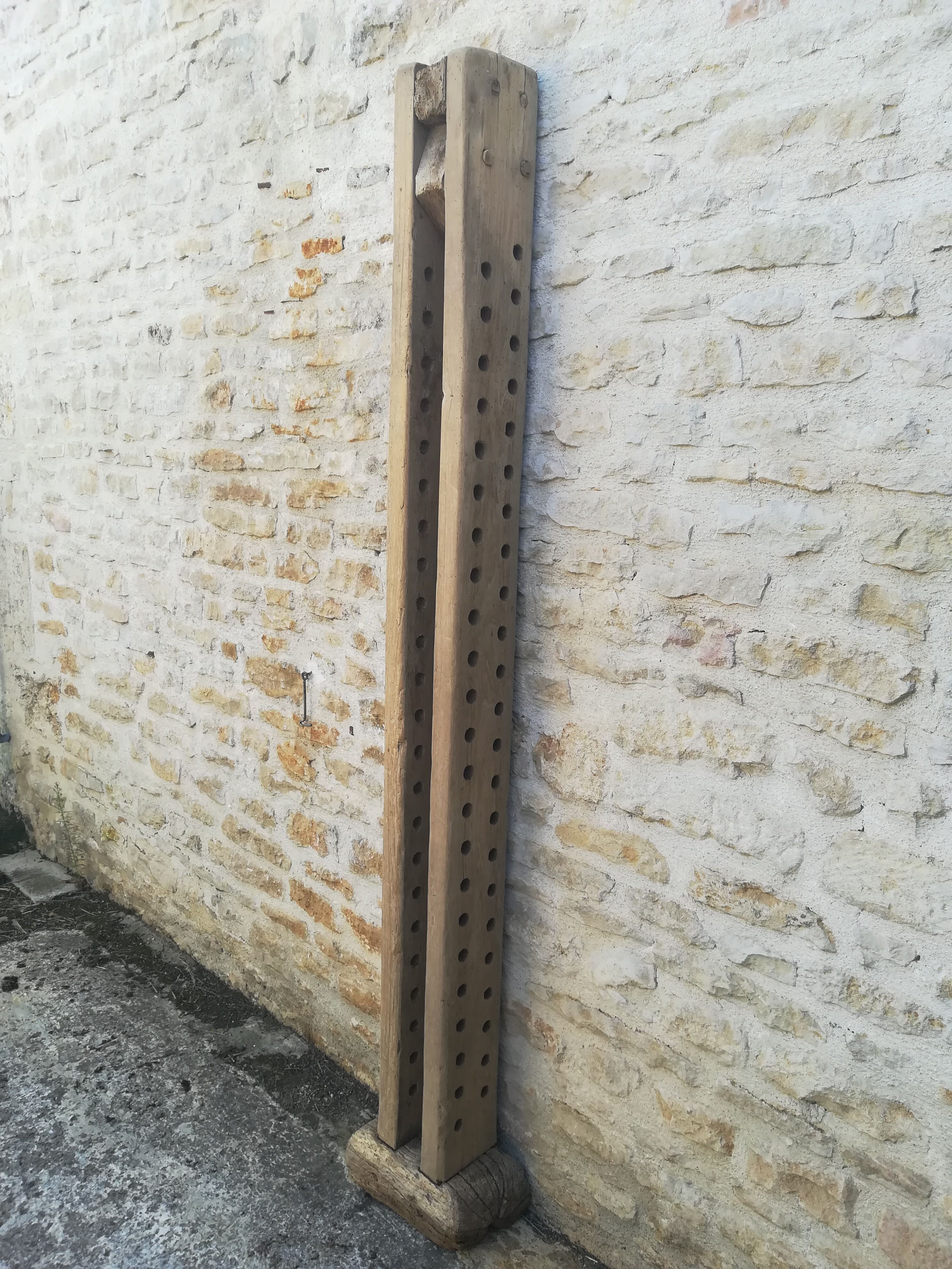 Wooden column