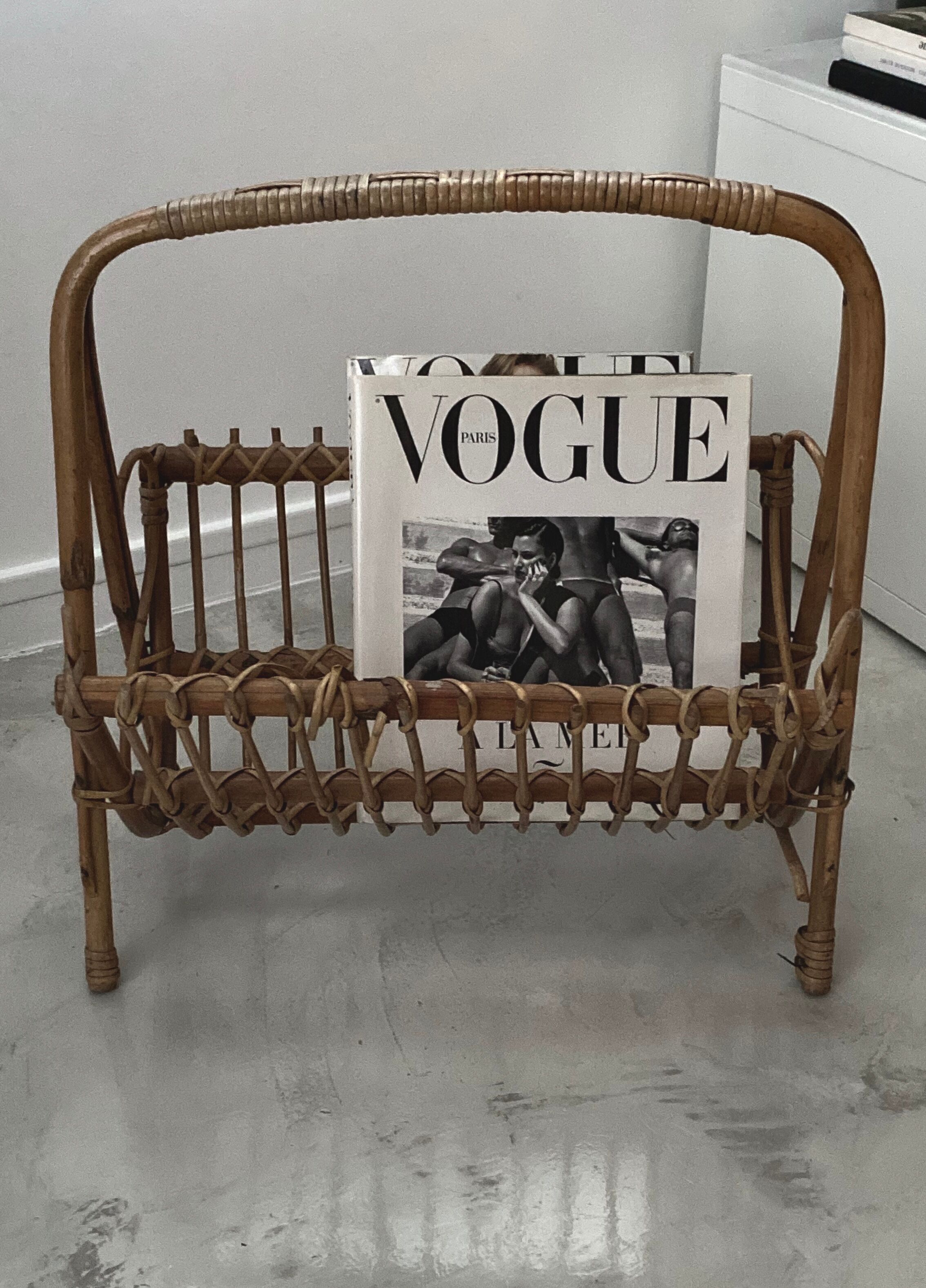 Magazine rack