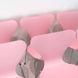 Set of 6 Series 7 chairs - Model 3107 - Series 7 chair - lacquered in pink - Arne Jacobsen - Fritz Hansen.
