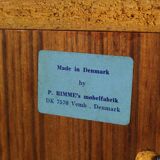 Vitrine d'angle en teck par P.Rimme, années 1960