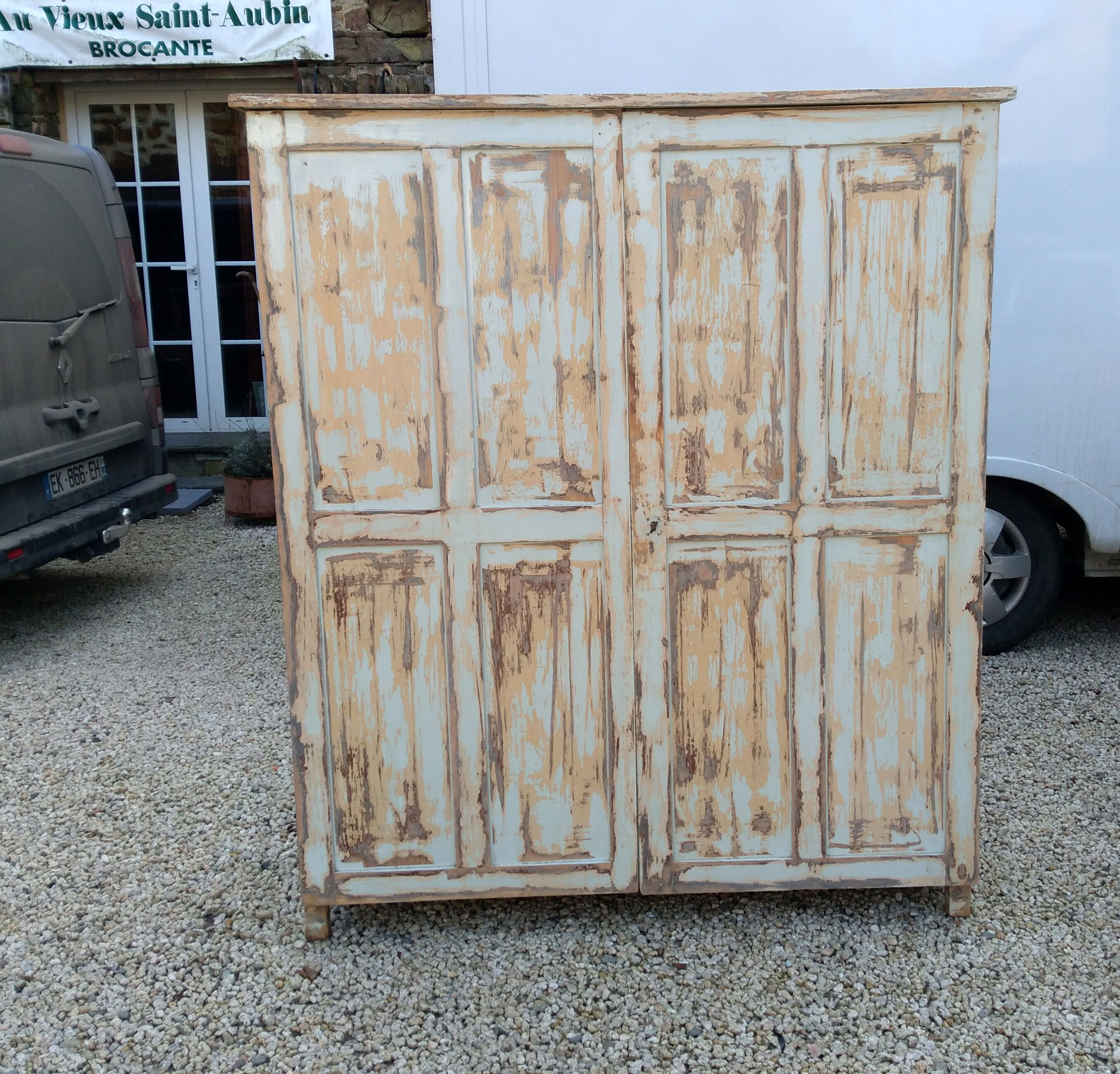 Two-door shabby cabinet