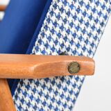 Fauteuil d’origine « Fox » restauré design H.Lis années 1970, pied de poule bleu