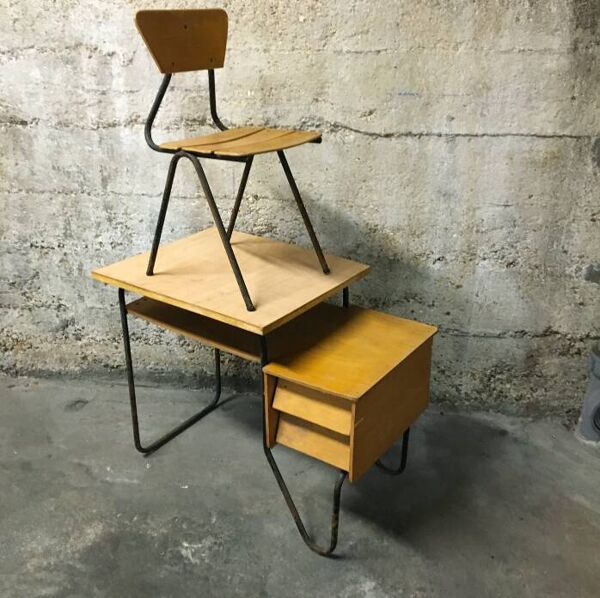 Bureau enfant vintage et sa chaise