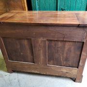 Bahut 2 doors 1 drawer louis philippe in blond walnut of the XlX th century