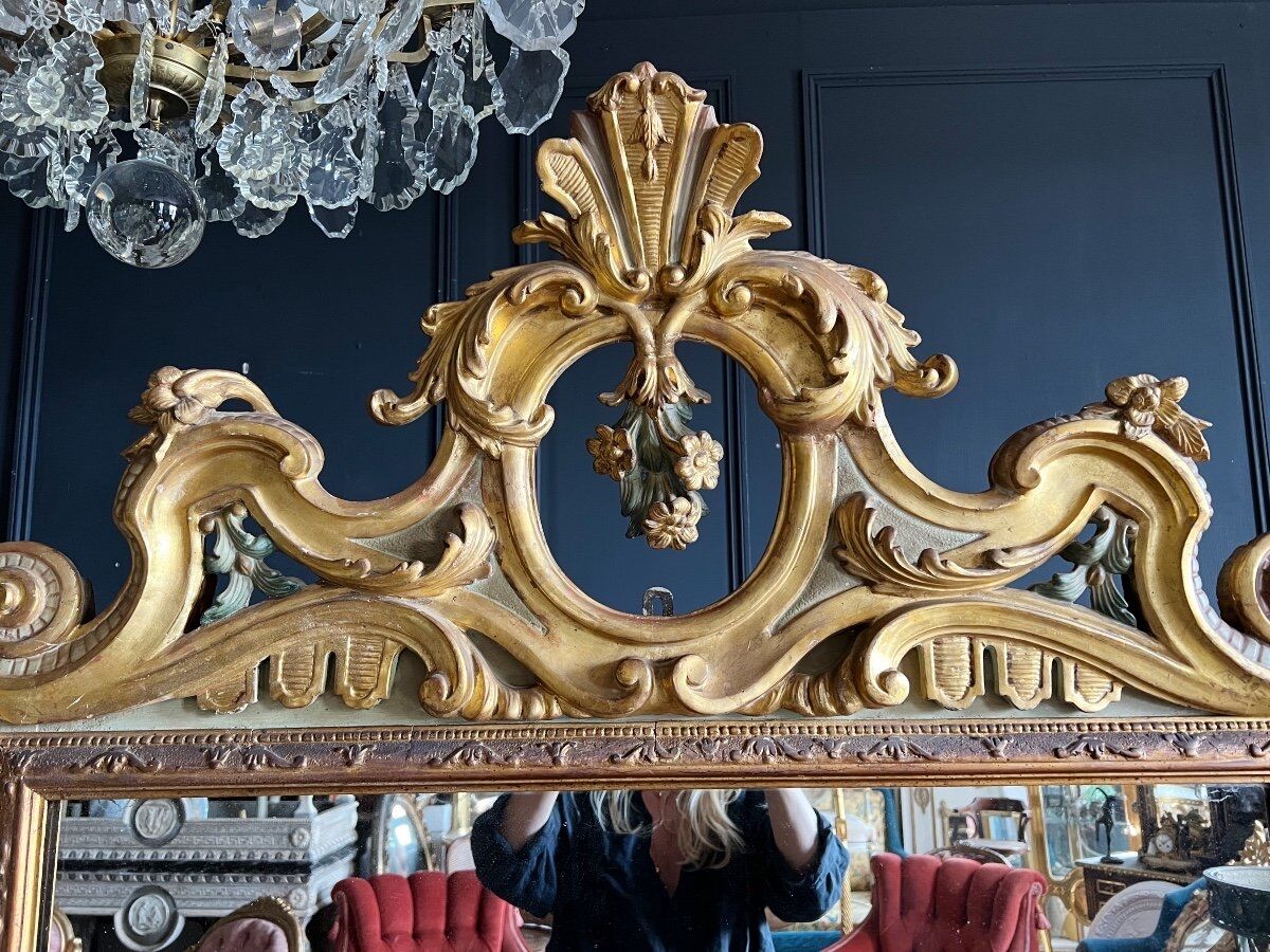 Italian mirror from the Napoleon III period in painted and gilded wood