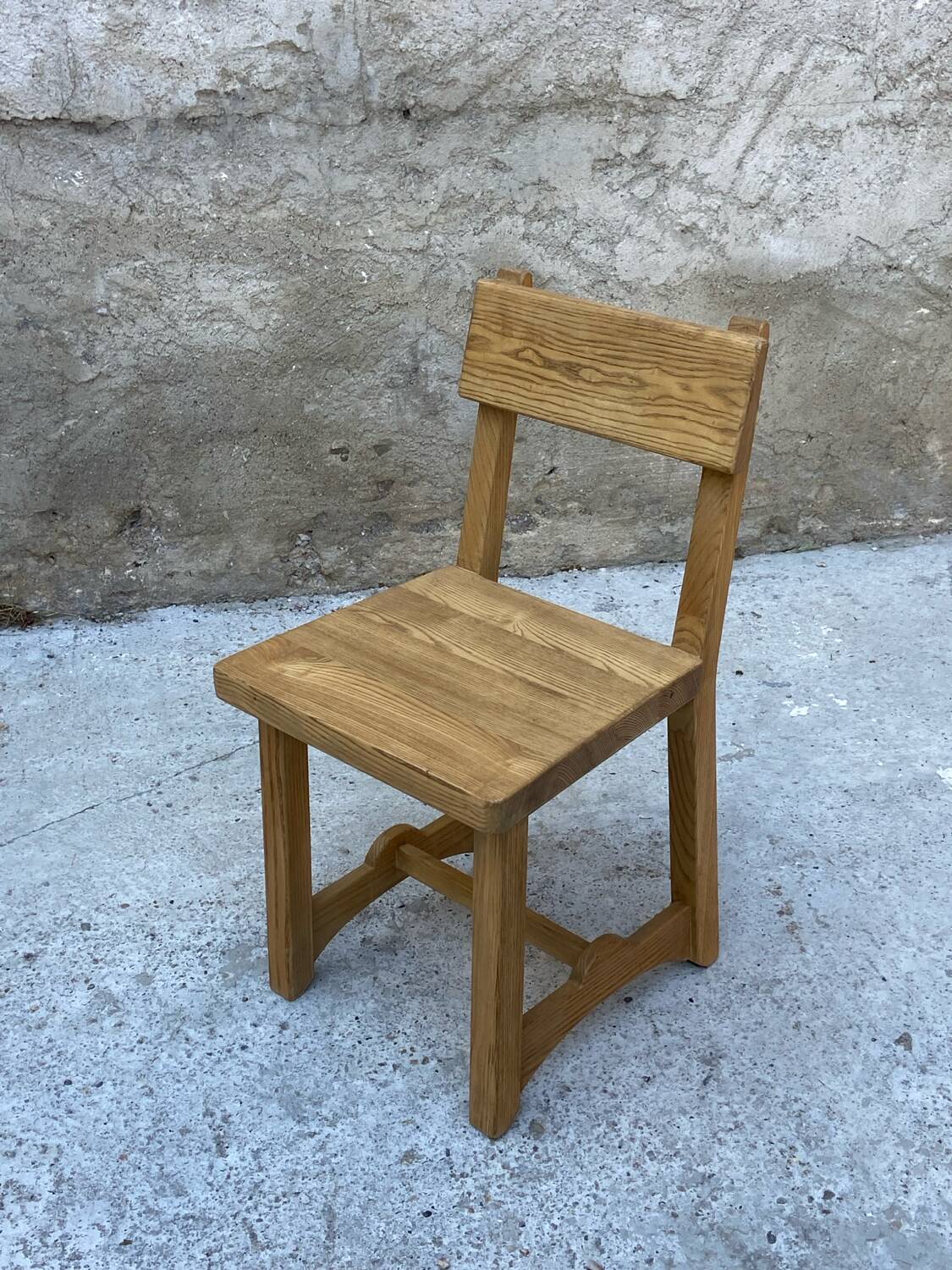 Set of solid oak chairs