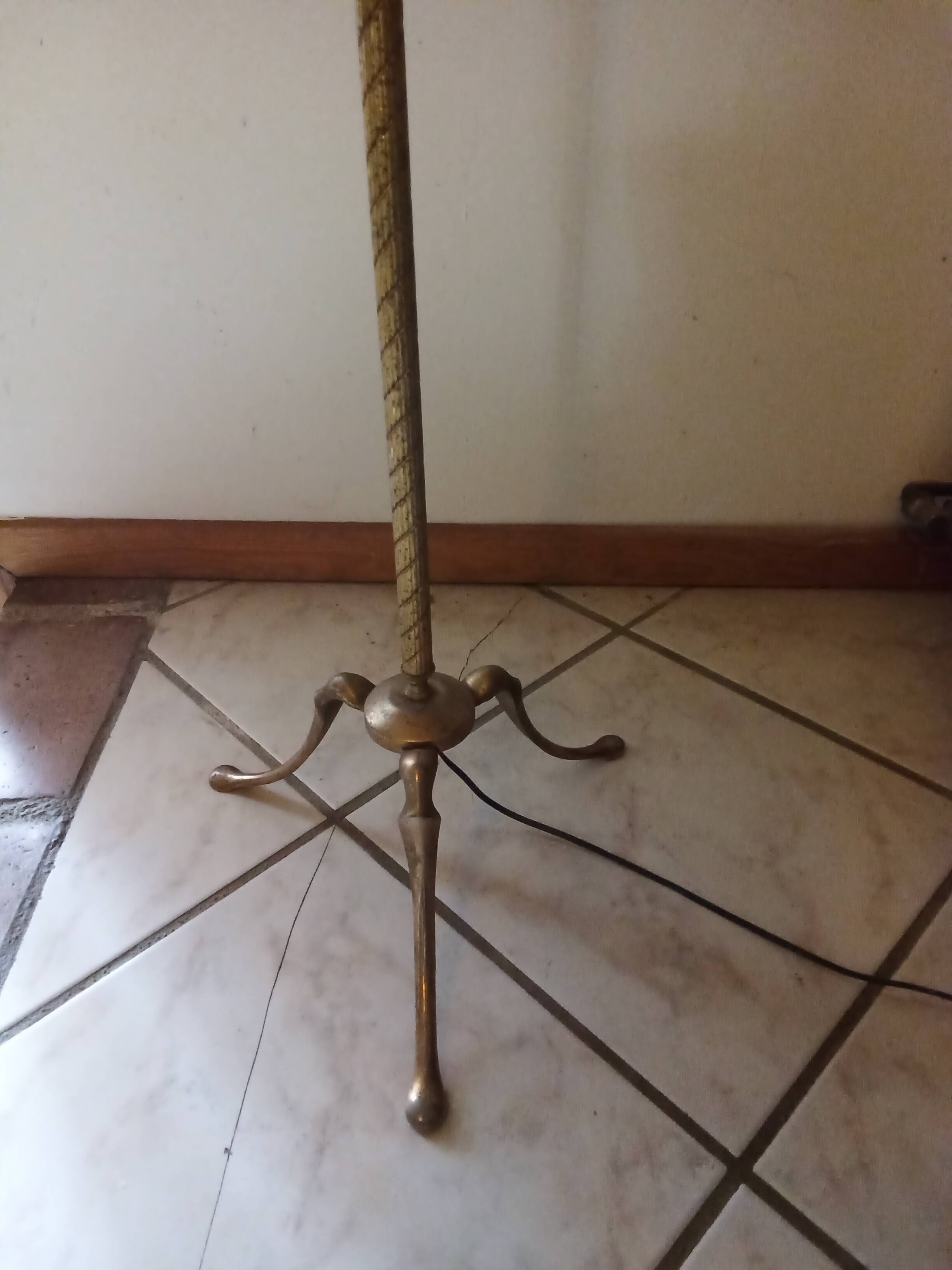 Vintage 50s tripod floor lamp in gold-plated brass