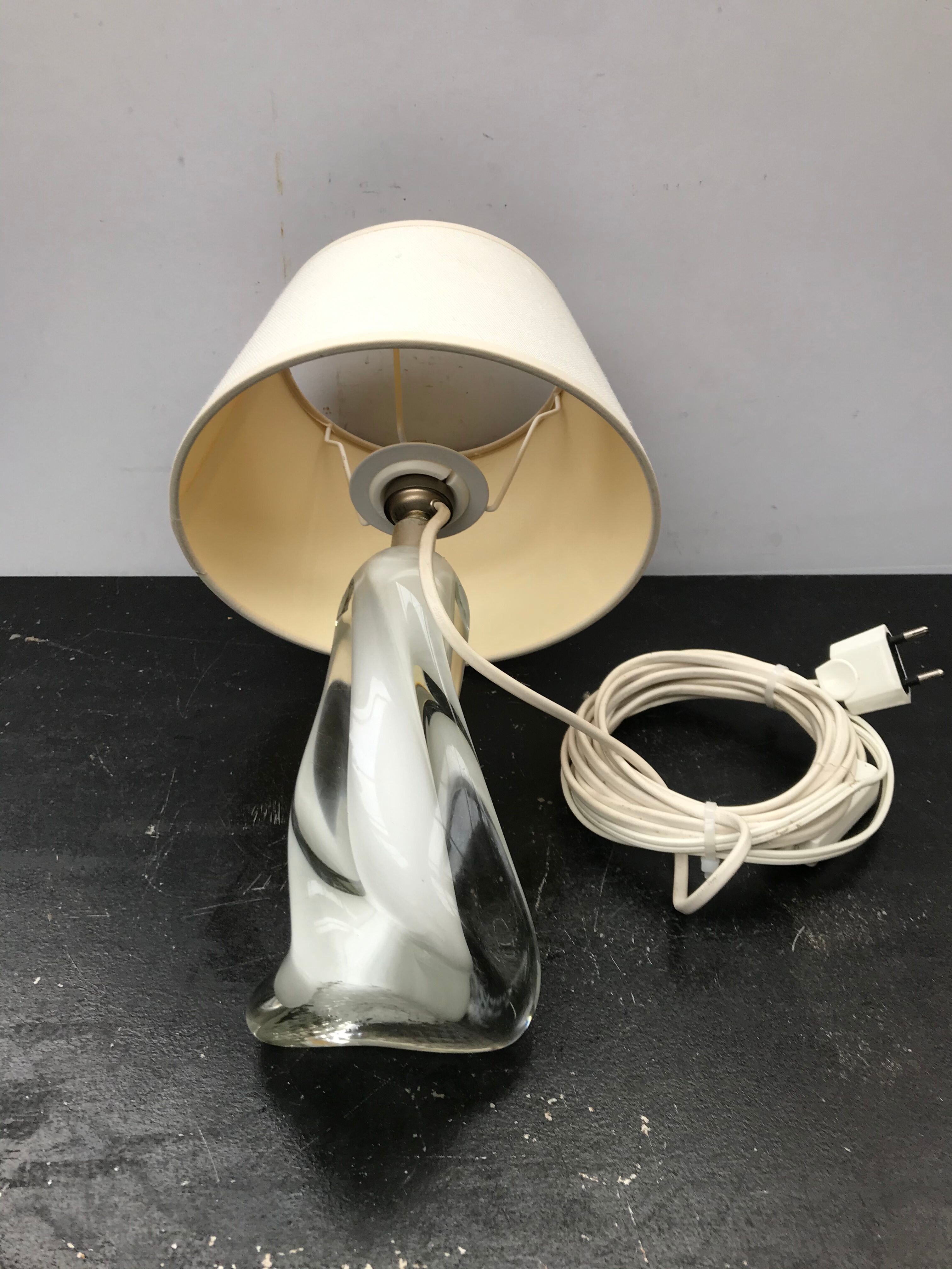 Moulded glass lamp