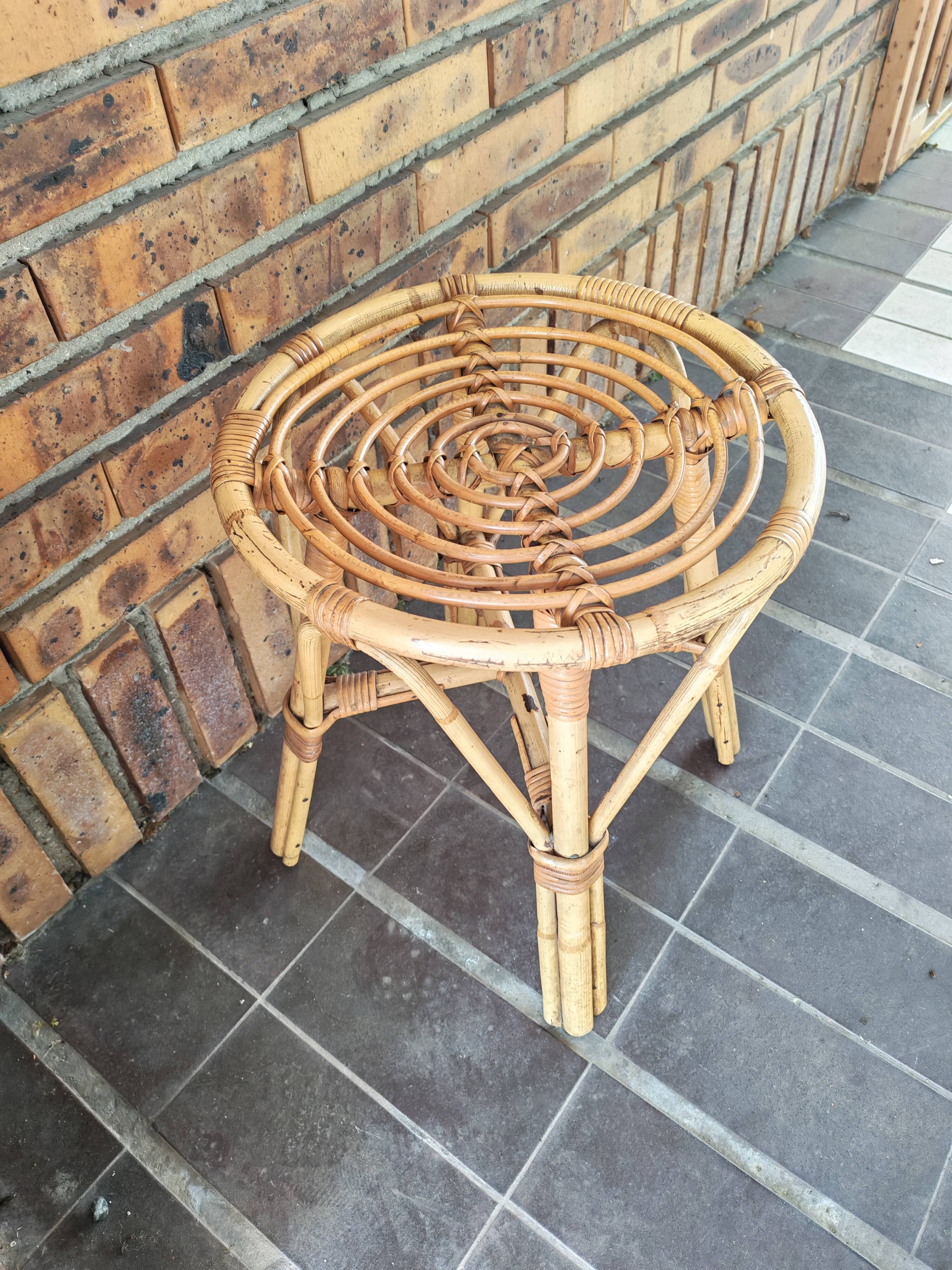 Spiral stool in bamboo rattan in the style of Jean Royère.