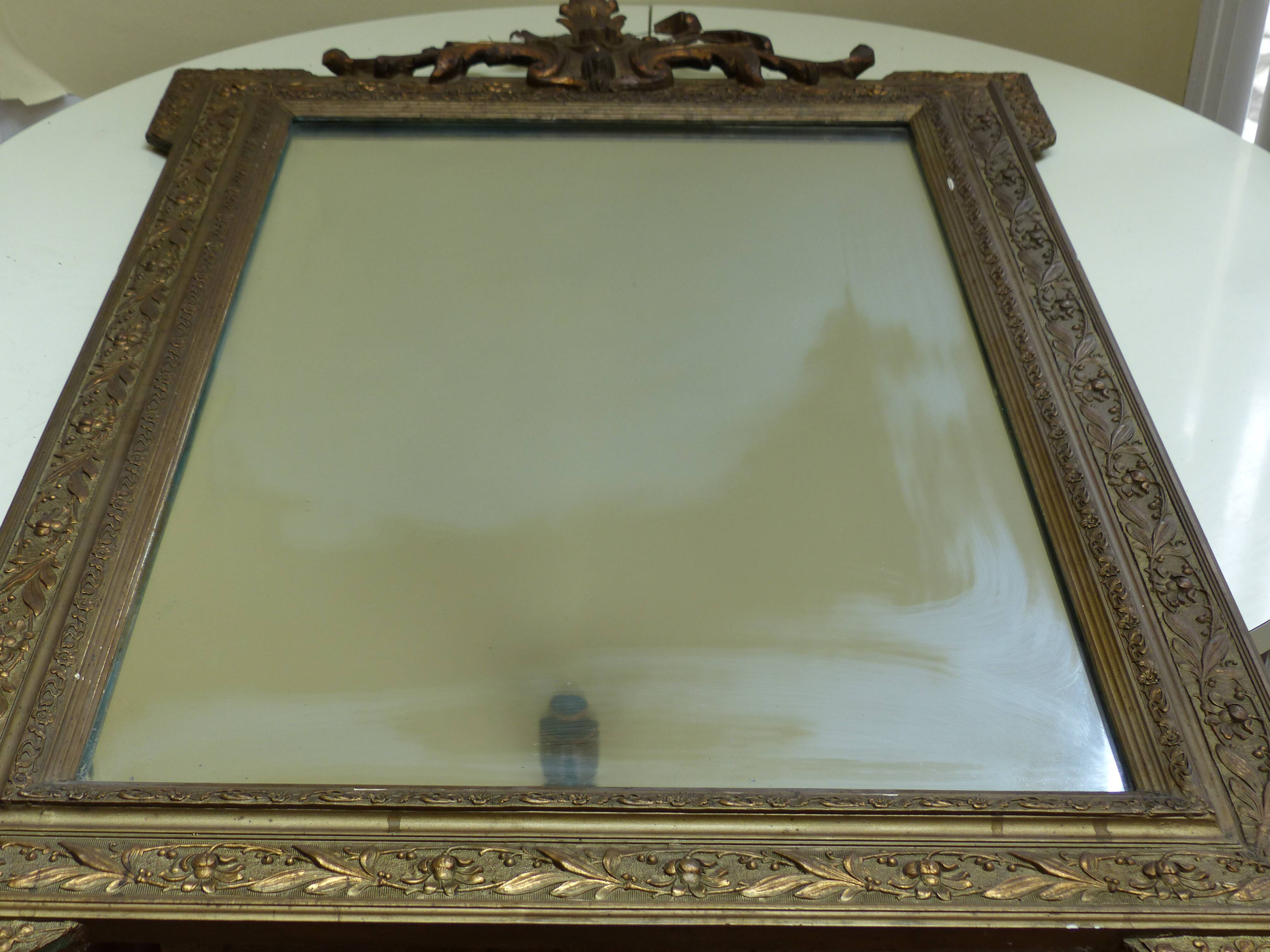 Ornate mirror 104x73cm