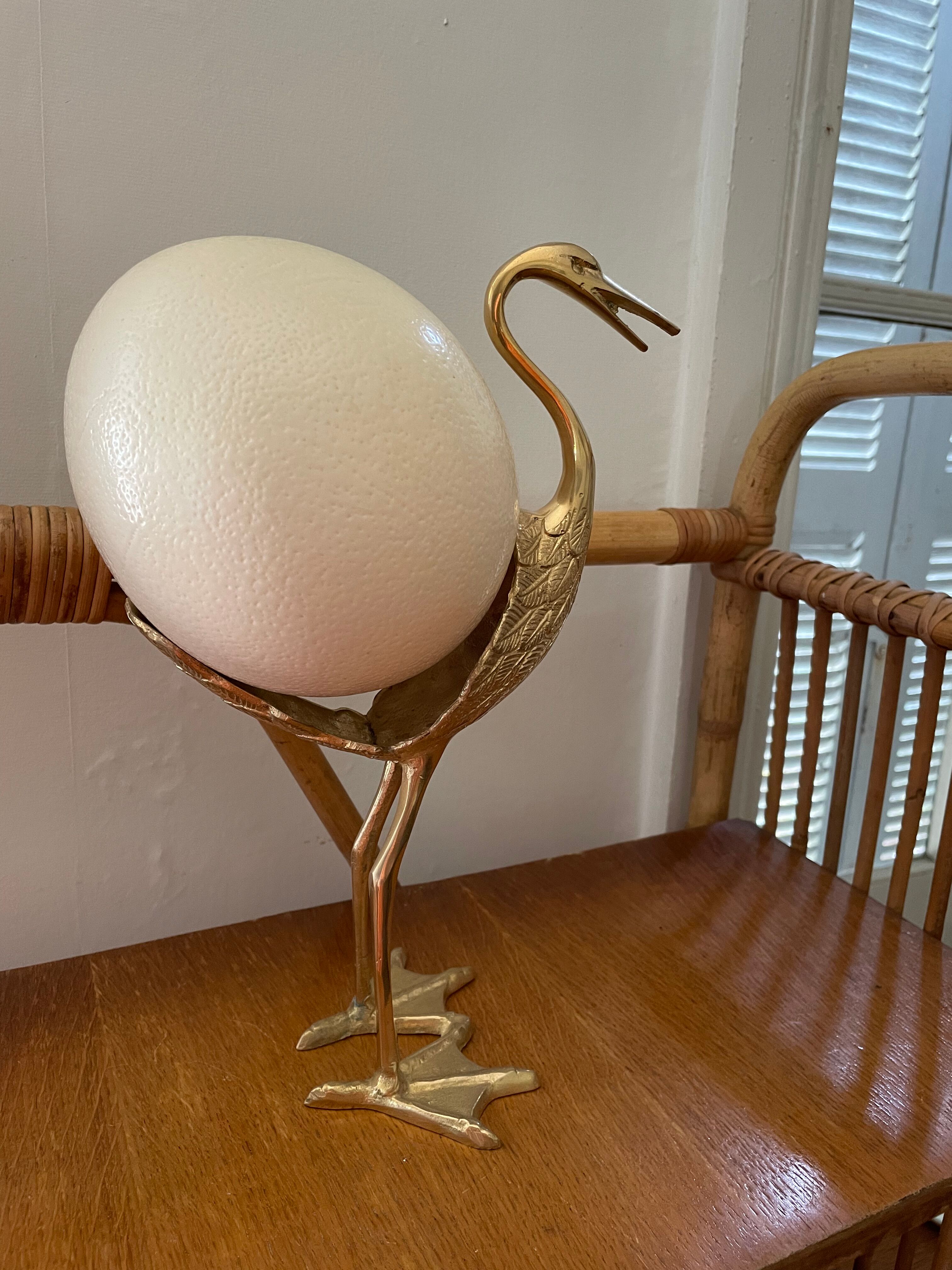 Oiseau en laiton et œuf d’autruche