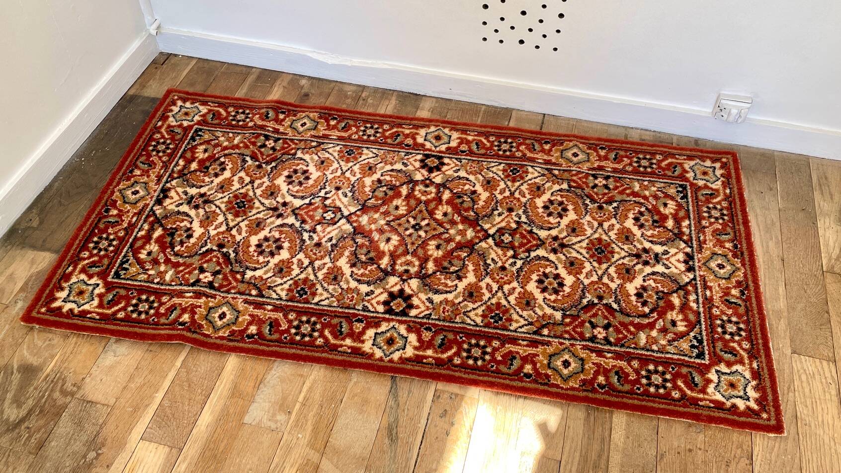 Vintage virgin wool rug