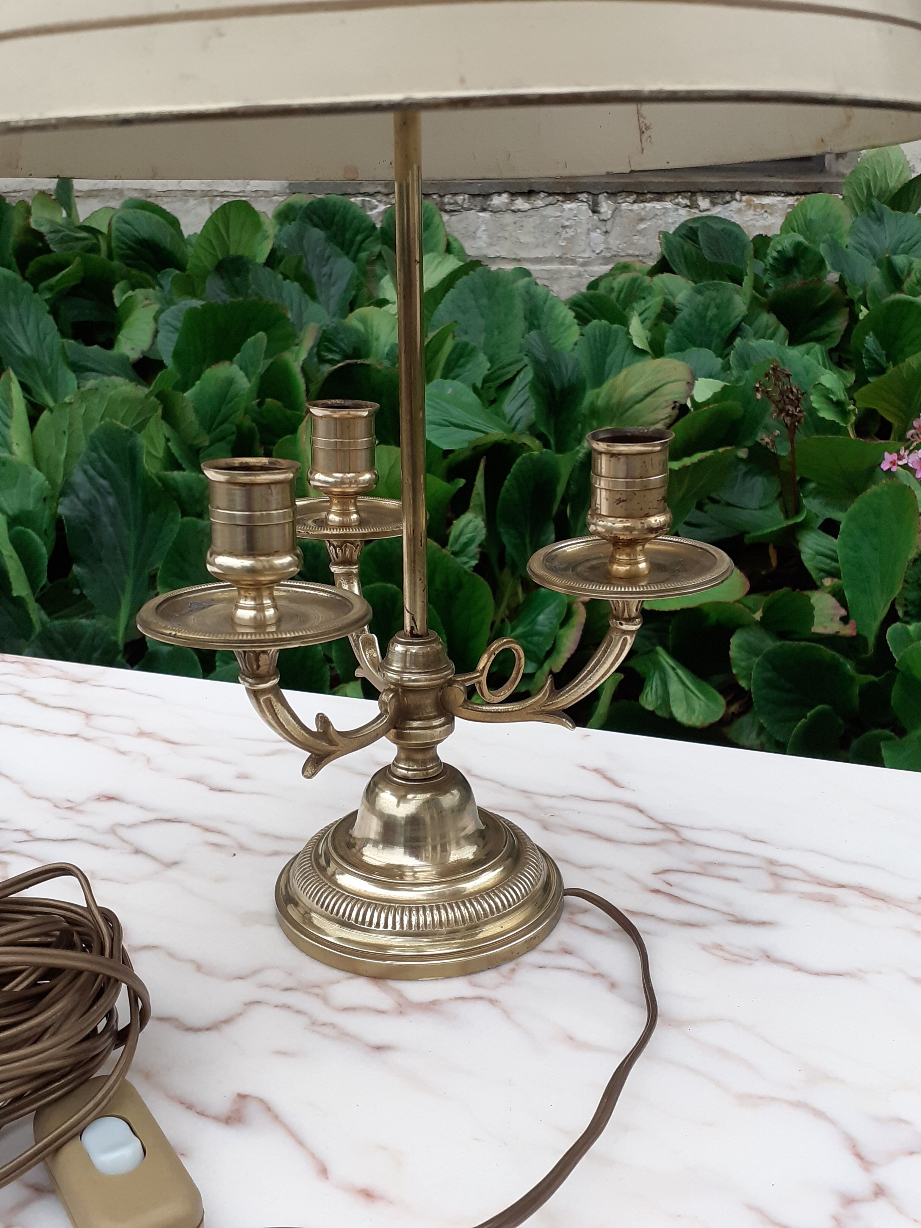 3-branched lampshade lamp sheet gilded bronze pietement