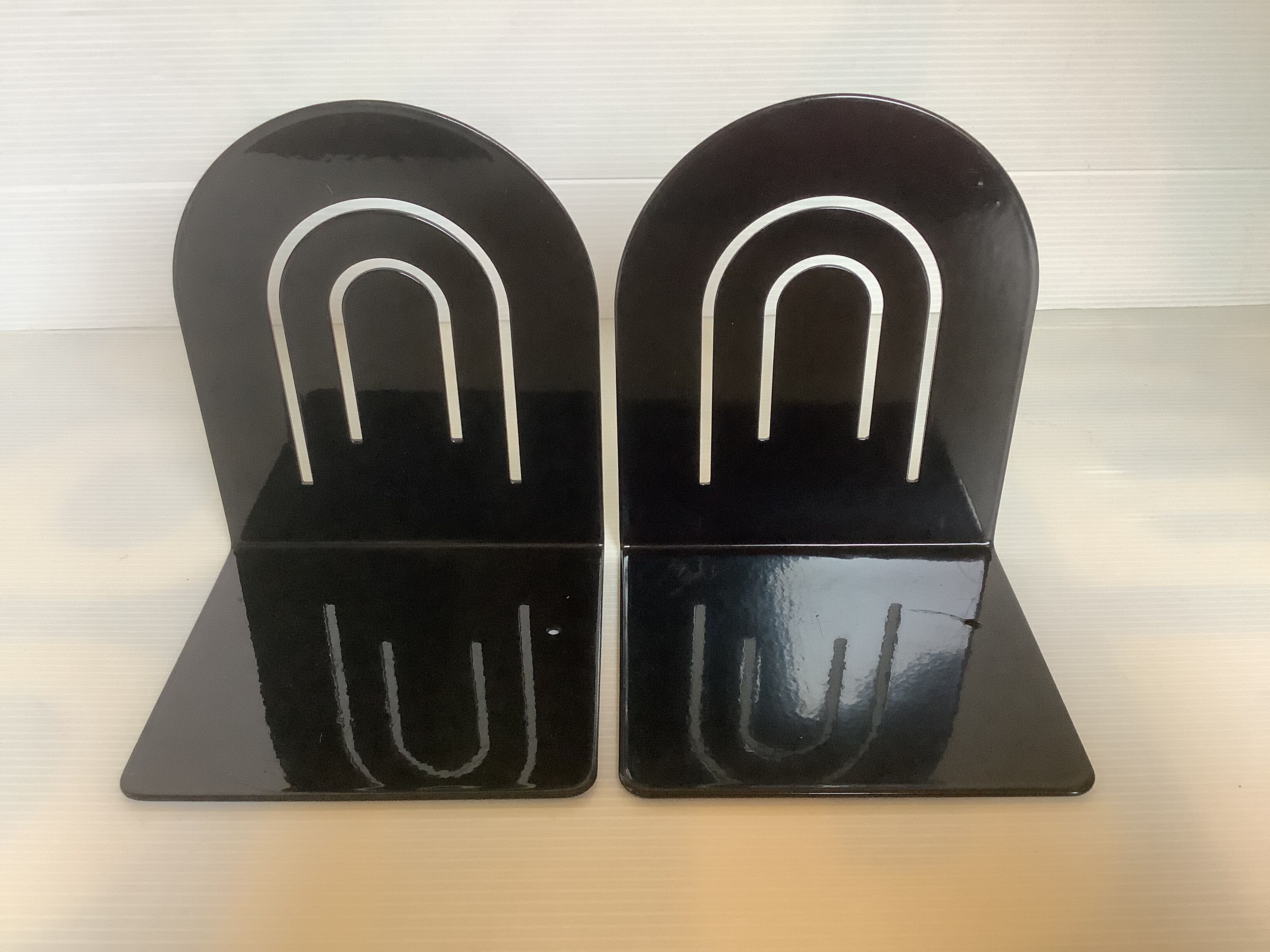 Pair of greenhouse books arch shape black metal