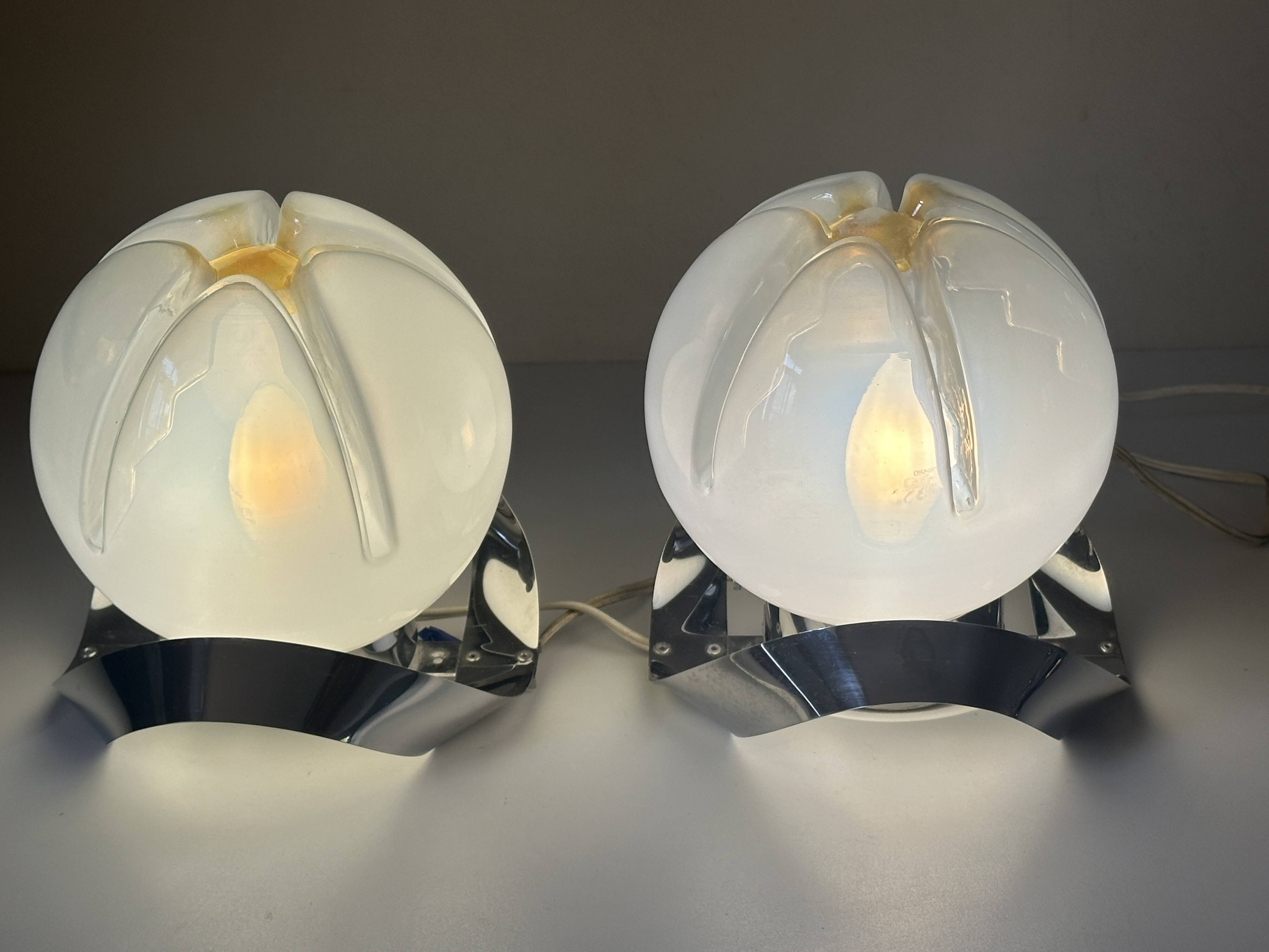Pair of vintage design wall lights from the 70s