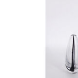 Scandinavian glass vase contour by Vicke Lindstrand for Kosta, 1950s