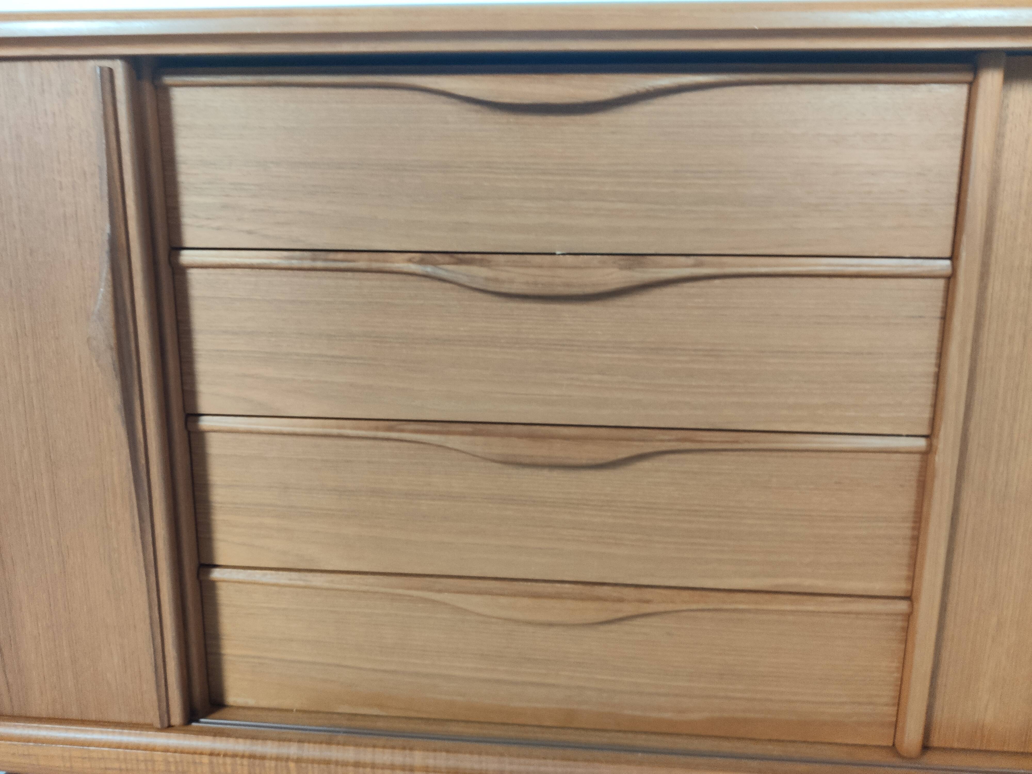 Scandinavian teck line RT Màbel model 272, 60s